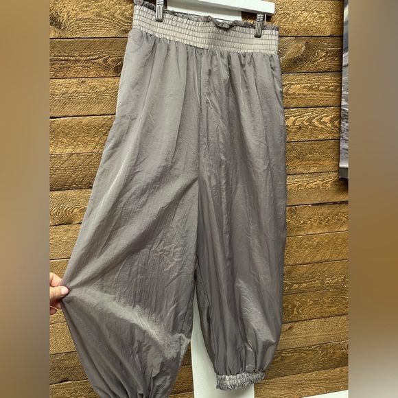 FP Movement Free People Parachute Pants in Gray Size Med - Picture 3 of 10